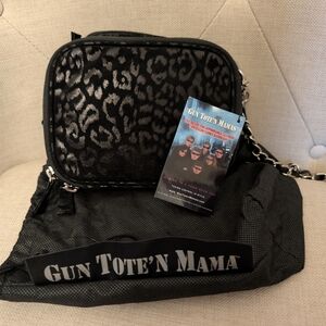 Gun Tote'n Mamas Black Leopard Print Crossbody Bag